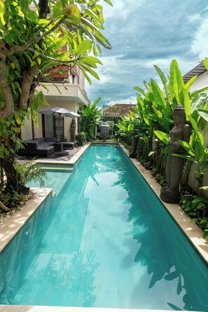 Outdoor pool - Villa Tepi Sungai (Legian)