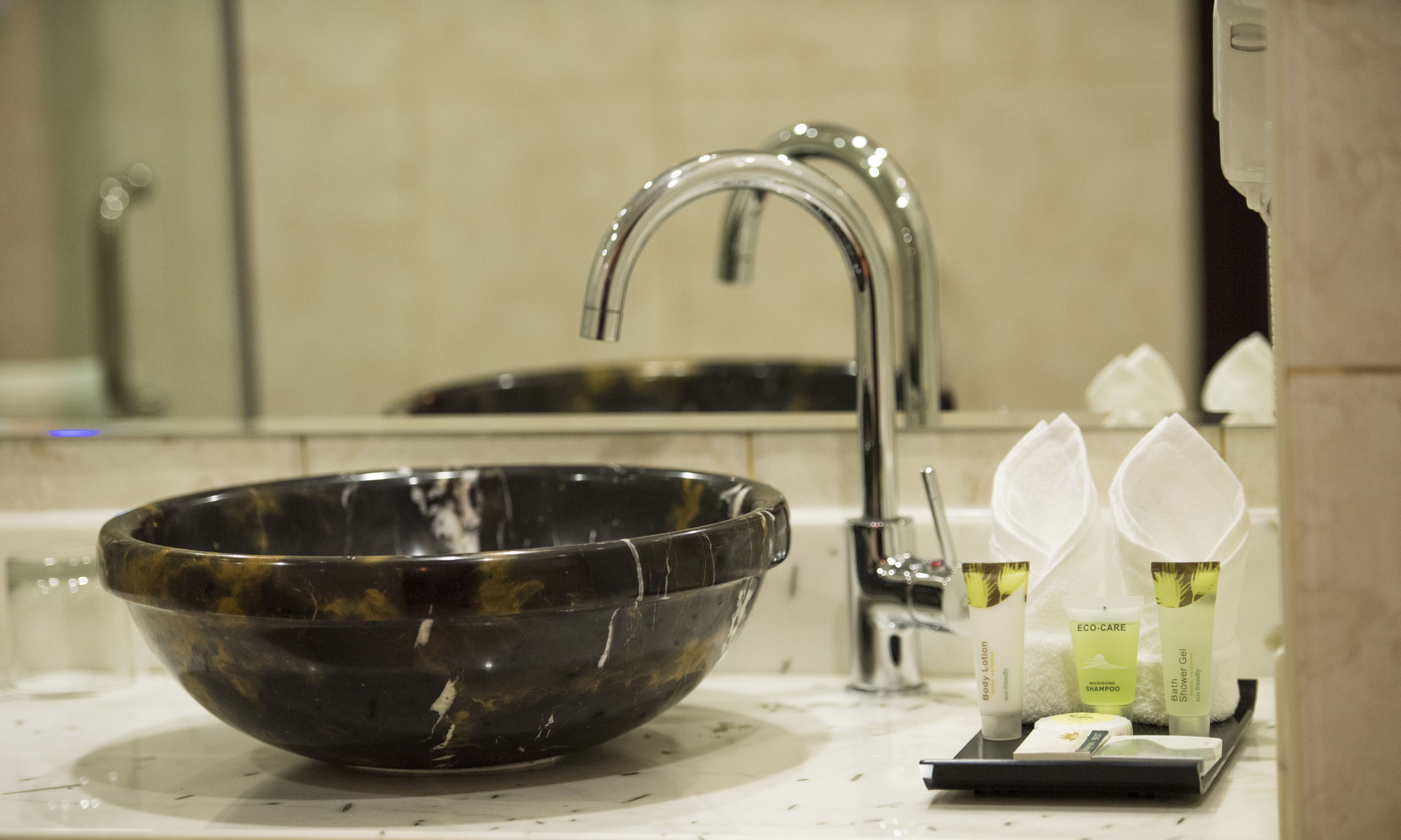 Foto - Royal Tulip Hotel LLC