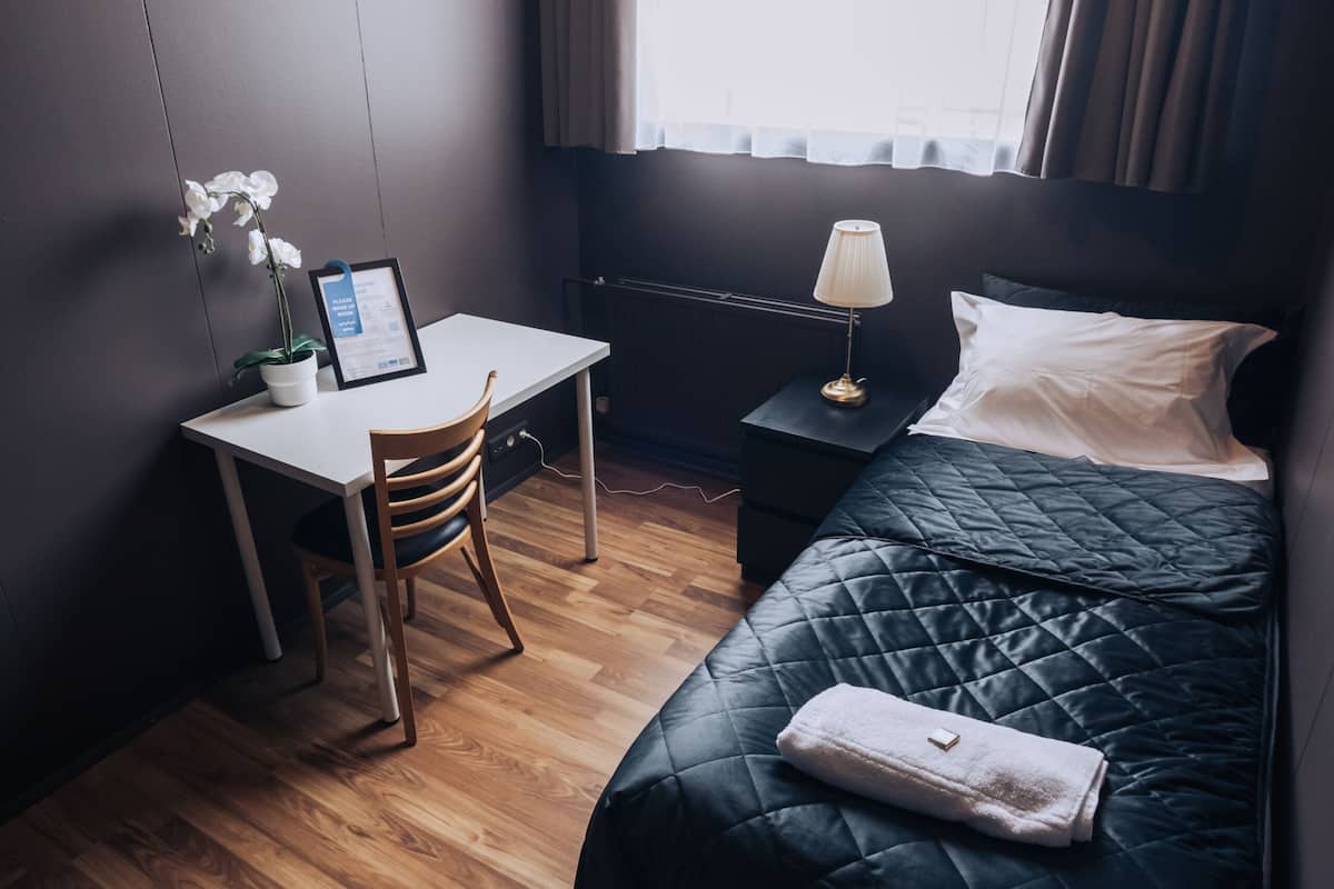 Desk, laptop workspace, free cots/infant beds, free WiFi