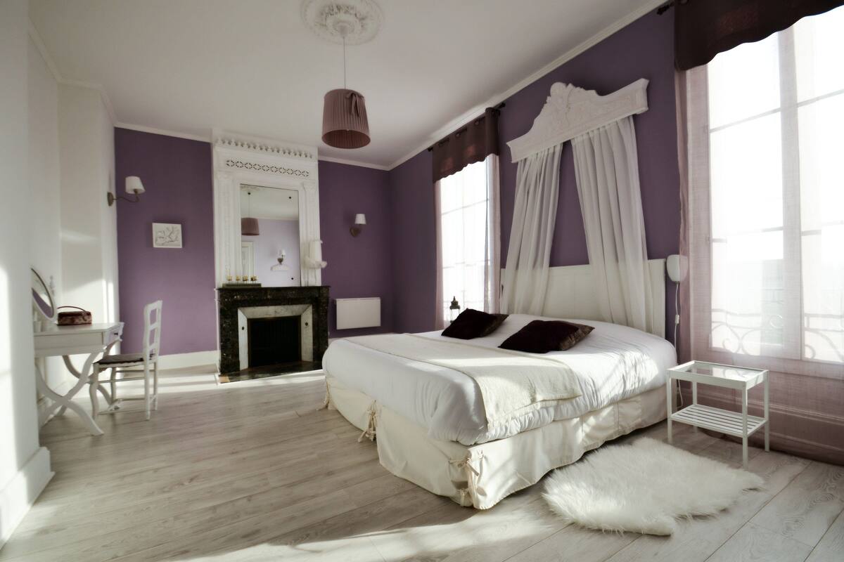Family Suite | 1 bedroom, premium bedding, desk, free cribs/infant beds