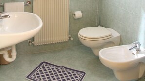 Sınıflandırılmamış resim, 10 üzerinden 5, düğme