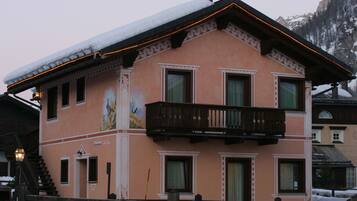 Bagian depan properti