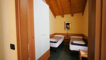 Appartement, 2 slaapkamers | Babybedden, wifi