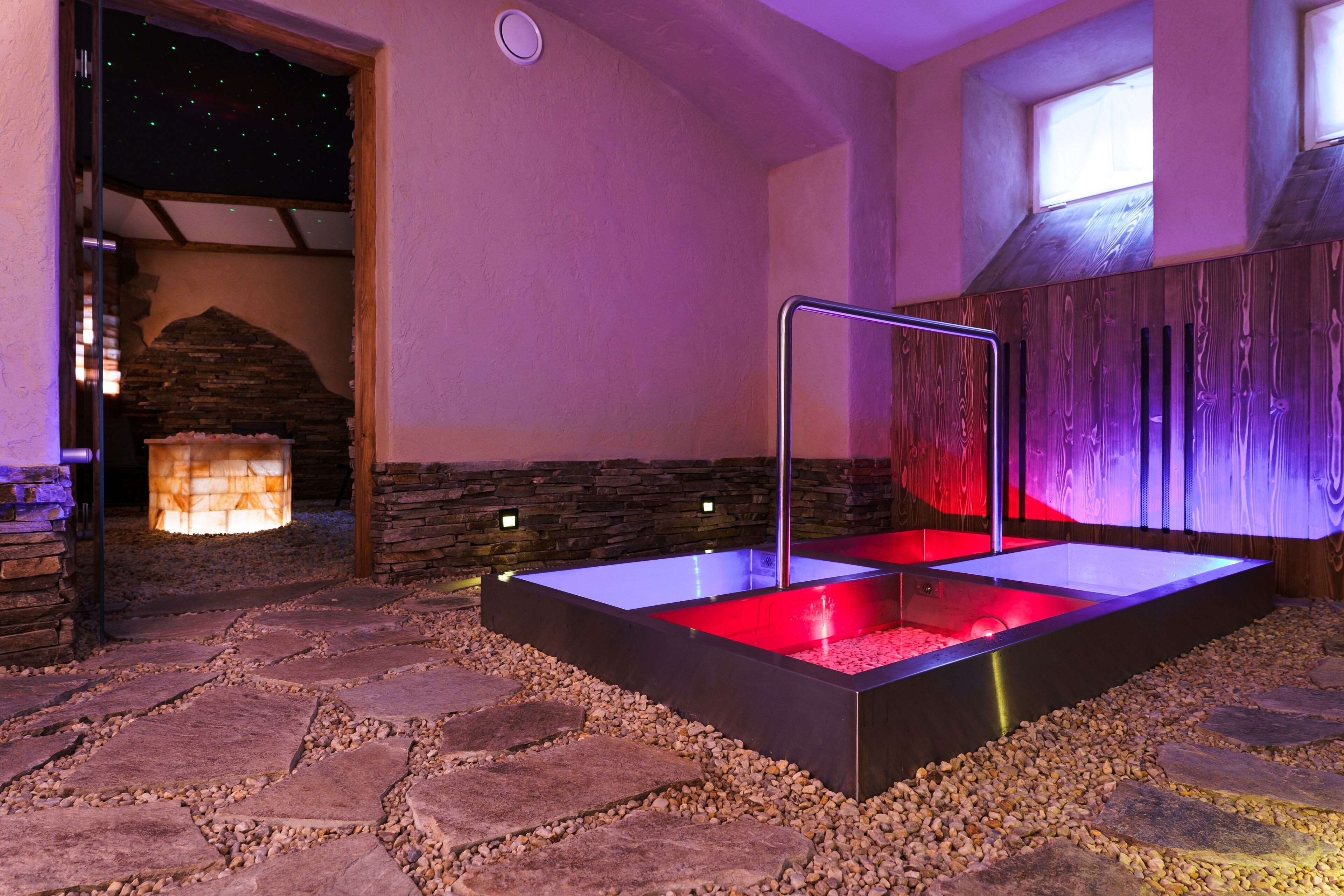 couples treatment room(s), sauna, hot tub, steam room