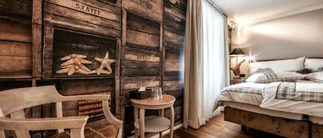 Standard Double Room | In-room safe, individually decorated, individually furnished, free WiFi