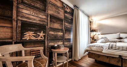 Home Hotel Arosa