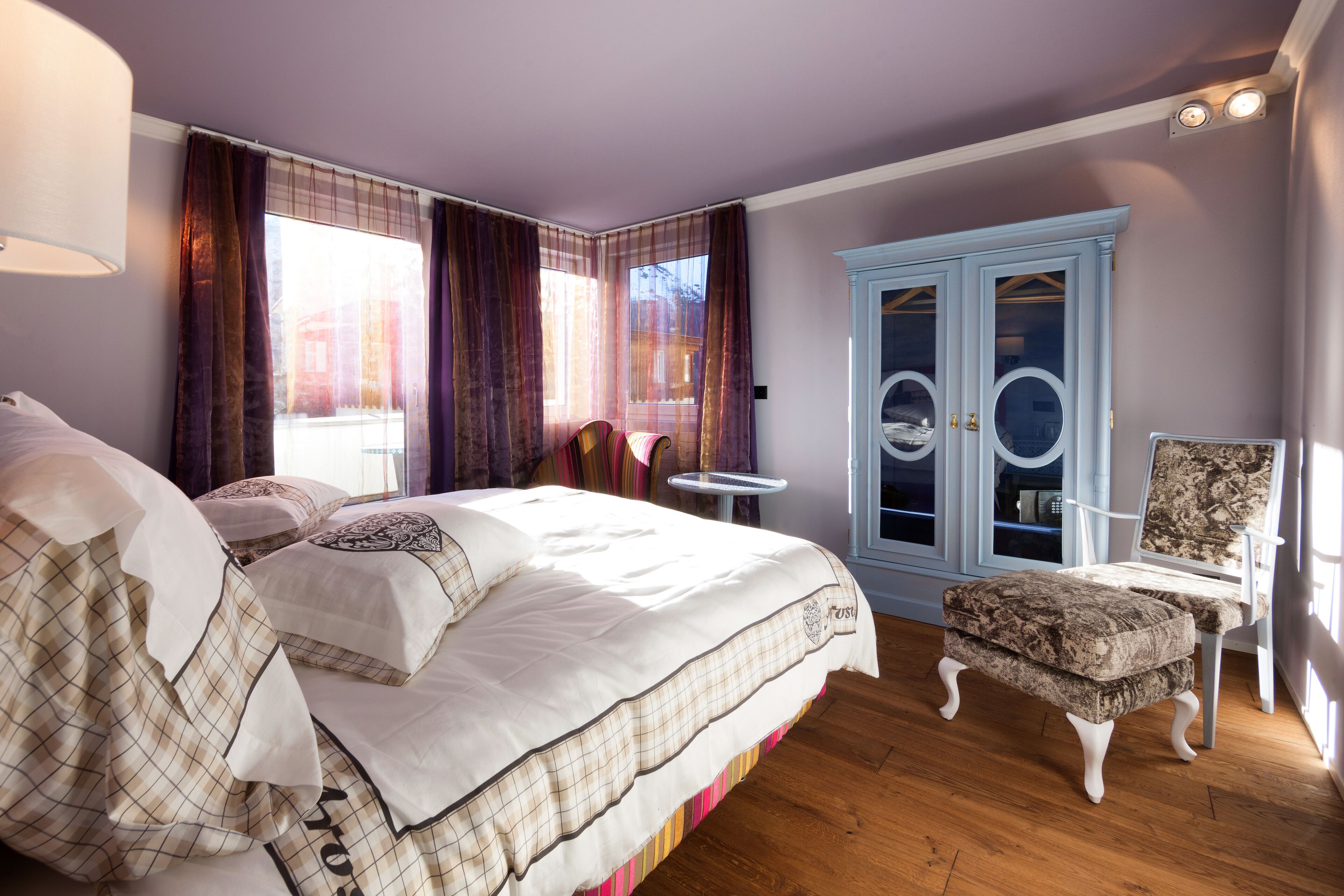 superior double room, balcony | in-room safe, individually decorated, individually furnished, free wifi