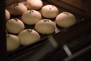 Khu vực dùng bữa s áng