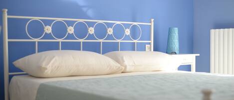 Double Room | Premium bedding, down comforters, desk, cribs/infant beds