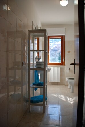 Free toiletries, hair dryer, bidet, towels - Cala Chiara B&B (Ortona)