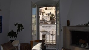 Unclassified image, 4 of 82, button - alle conche (Matera)