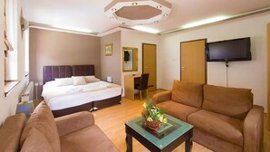 Deluxe Quadruple Room, Non Smoking, Private Bathroom - Istanbul Golden Horn (Sarajevo)