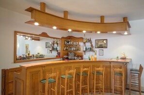 Bar (en el alojamiento)