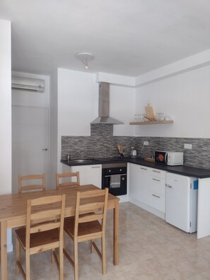 2 ห้องนอน, ผ้าปูที่นอน