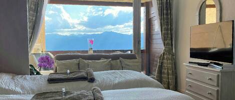 Apartment, 1 Bedroom, Balcony | 1 bedroom, free cots/infant beds, free WiFi, bed sheets