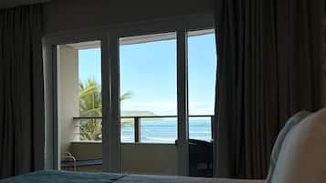 Chambre Luxe, patio, vue mer | Minibar, coffres-forts dans les chambres, chambres insonorisées