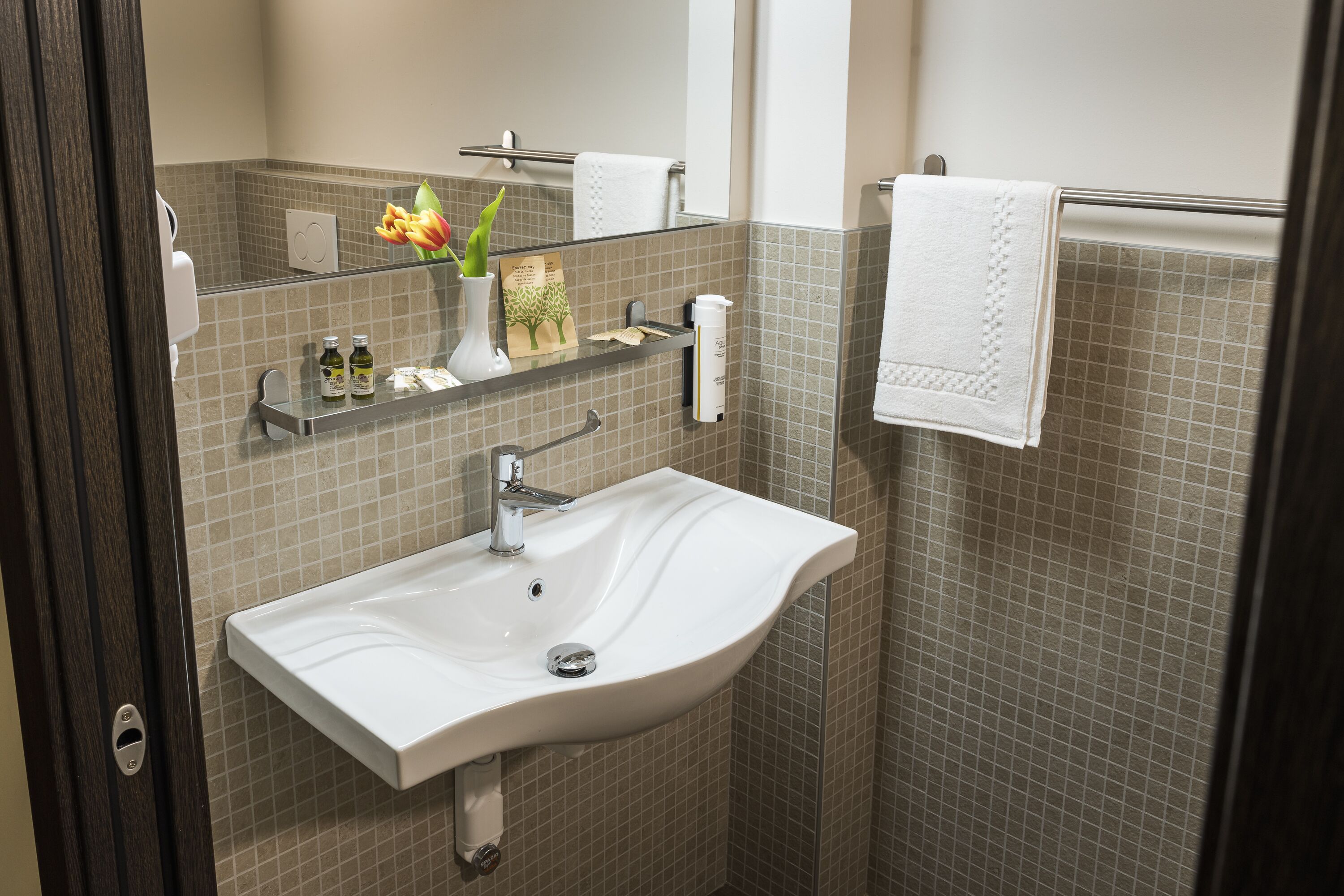 classic triple room | bathroom | shower, rainfall showerhead, free toiletries, hair dryer