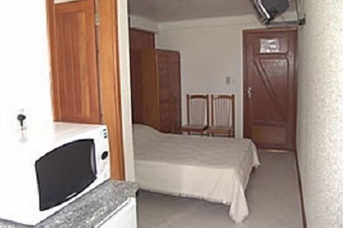 Junior Suite | Minibar, in-room safe, free cots/infant beds, rollaway beds