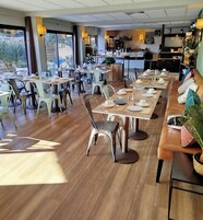 Daily buffet breakfast (EUR 14 per person)