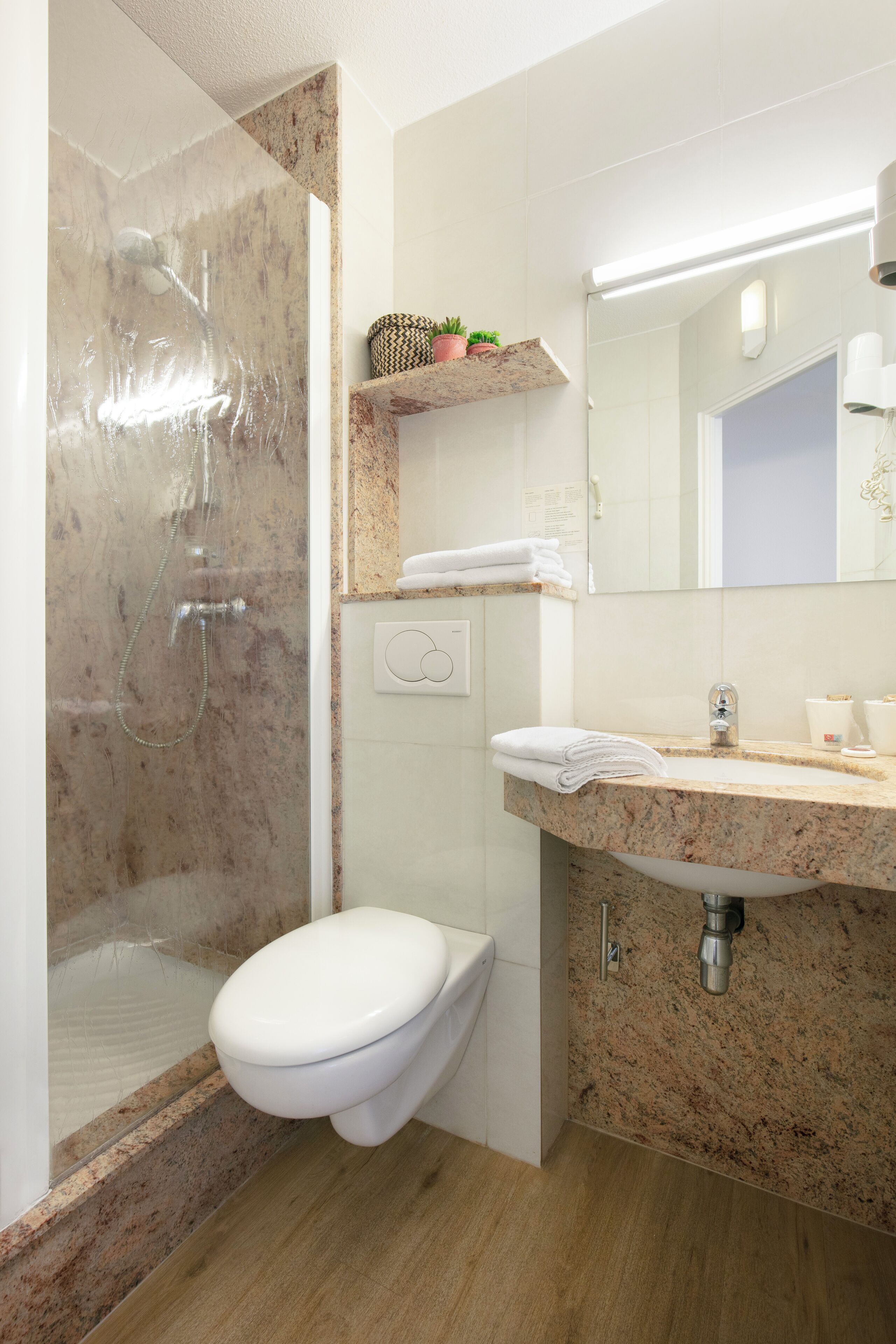 Photo - Hôtel Le Collier