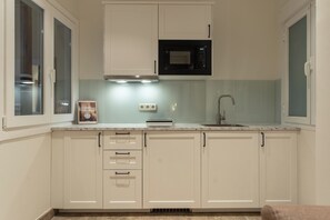 高級公寓 | 私人廚房 | 雪櫃、微波爐、爐具、咖啡機/沖茶器