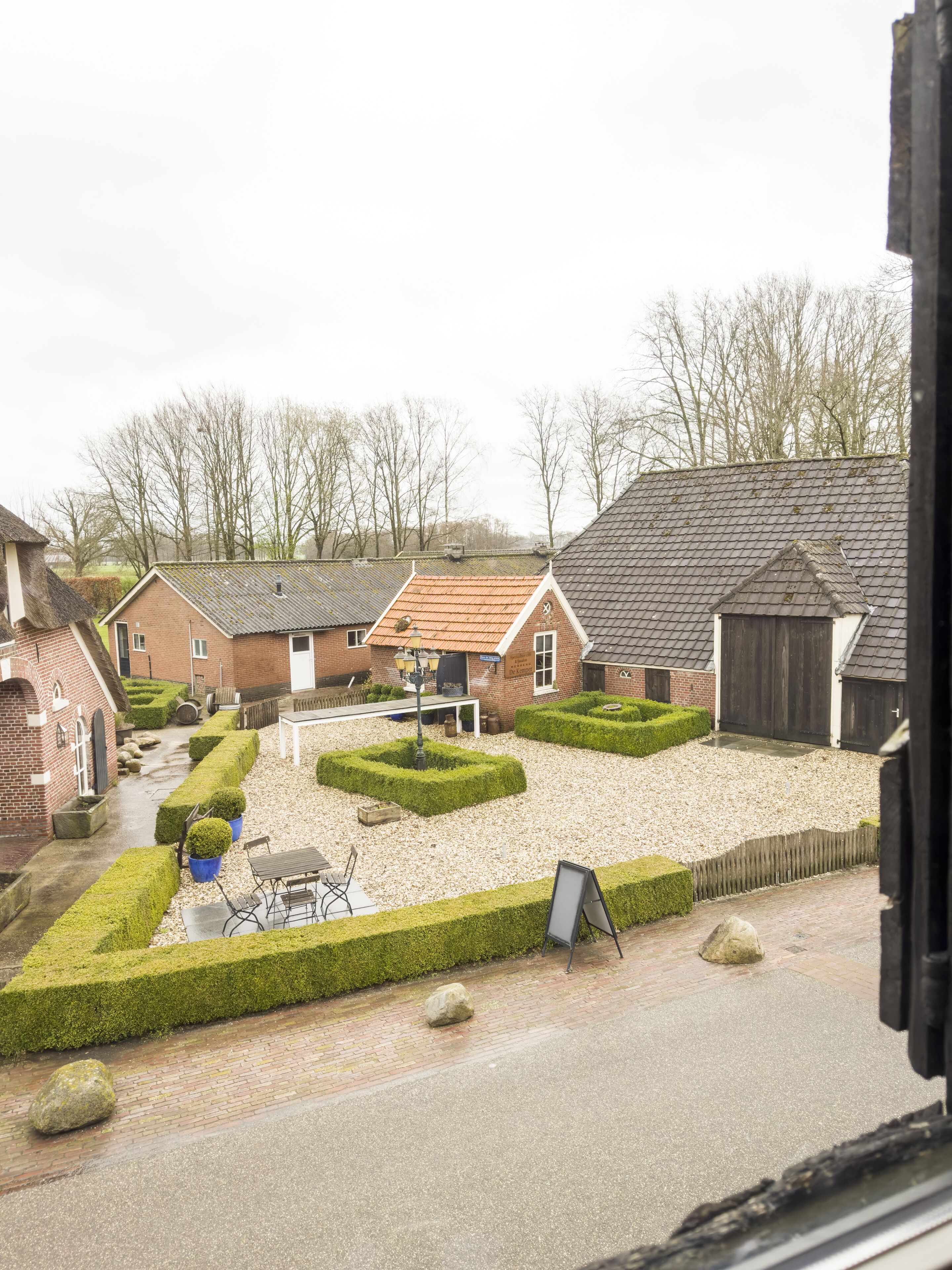 comfort triple room | laptop workspace, free wifi, bed sheets