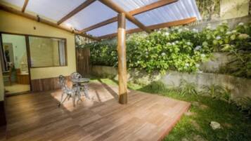 Phòng Premium, bồn tắm thủy lực | Hiên