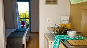 Standard Room | Private kitchenette