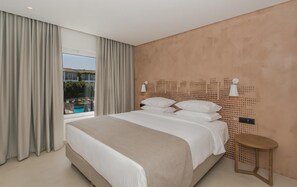 In-room safe, soundproofing, WiFi, bed sheets - Bitzaro Grande Hotel - All Inclusive (Zakynthos)