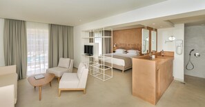 In-room safe, soundproofing, WiFi, bed sheets - Bitzaro Grande Hotel - All Inclusive (Zakynthos)