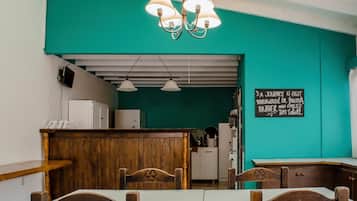 Desayuno continental incluido todos los días