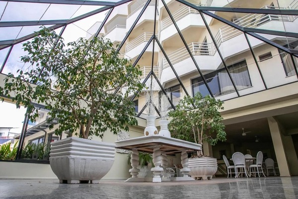 Lobby sitting area