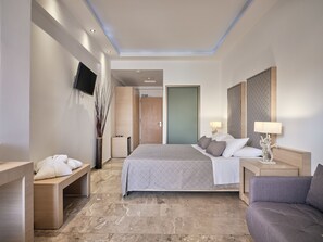 Premium bedding, in-room safe, desk, blackout curtains