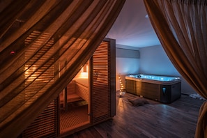 Sauna, hot tub, steam room, body treatments, body scrubs, facials