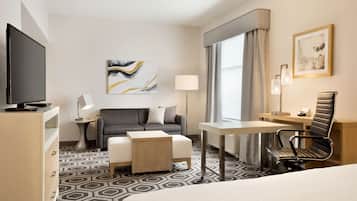 Hypo-allergenic bedding, in-room safe, rollaway beds, free WiFi