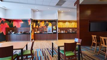 Free daily buffet breakfast