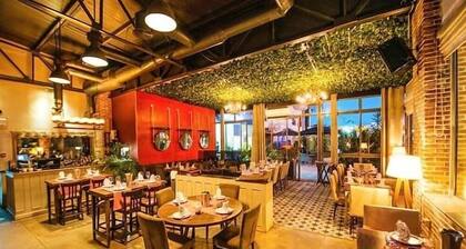 Hotel Golf Residence