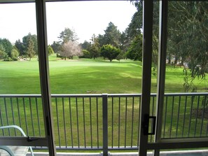 Classic Studio | Terrace/patio - Golflands Motel (Auckland)