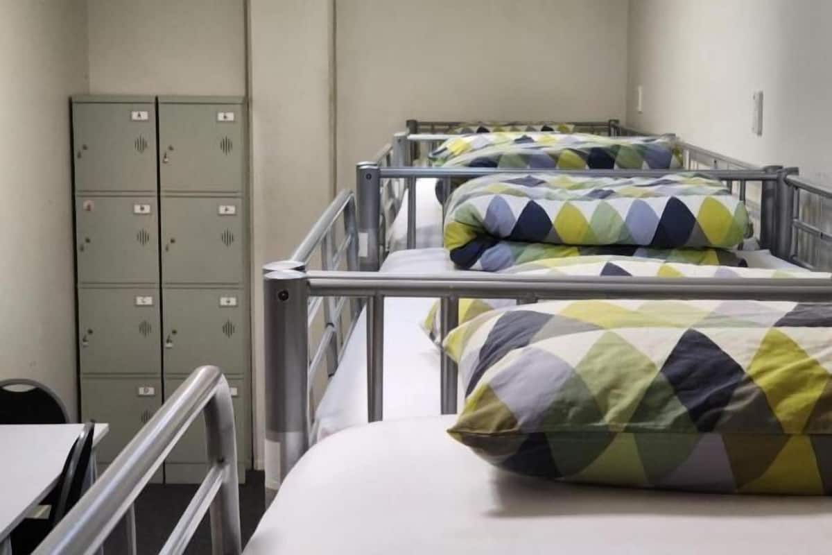 Schreibtisch, schallisolierte Zimmer, kostenloses WLAN, Bettwäsche