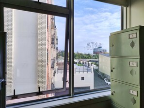 Quang cảnh đường phố