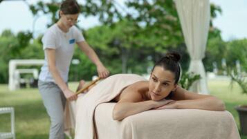 Sauna, hot tub, steam room, Turkish bath/hammam, body treatments