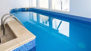Indoor pool - Atrium Panoramic Hotel & Spa (Predeal)
