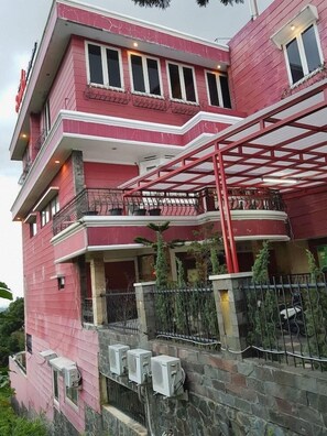 Ngoại thất