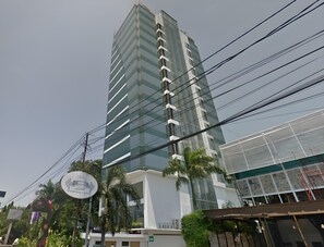 Exterior - Hotel Apita Cirebon (West Cirebon)