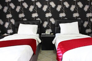 Room - The Rizen Hotel (Cisarua)