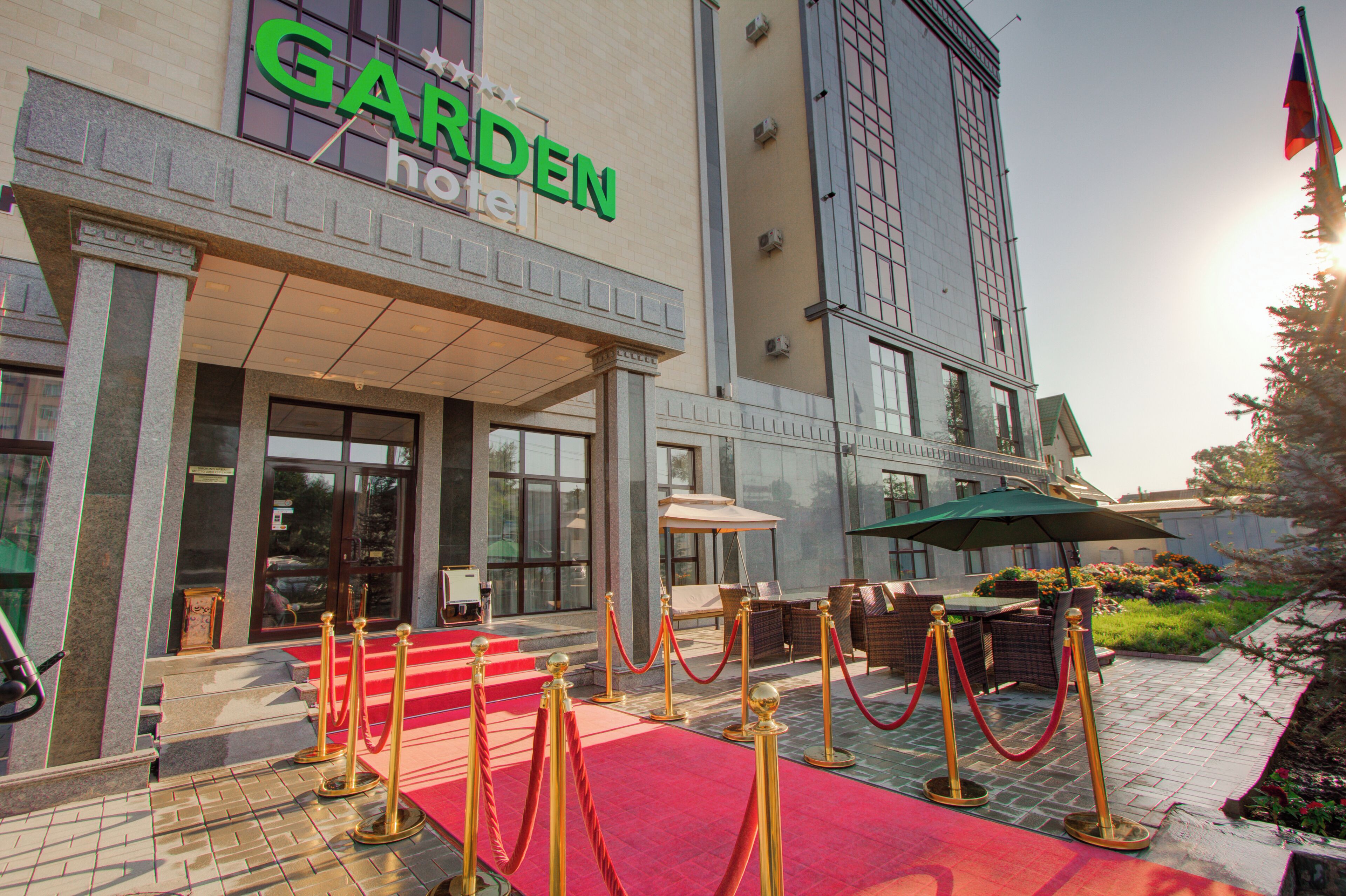 Photo - Garden Hotel