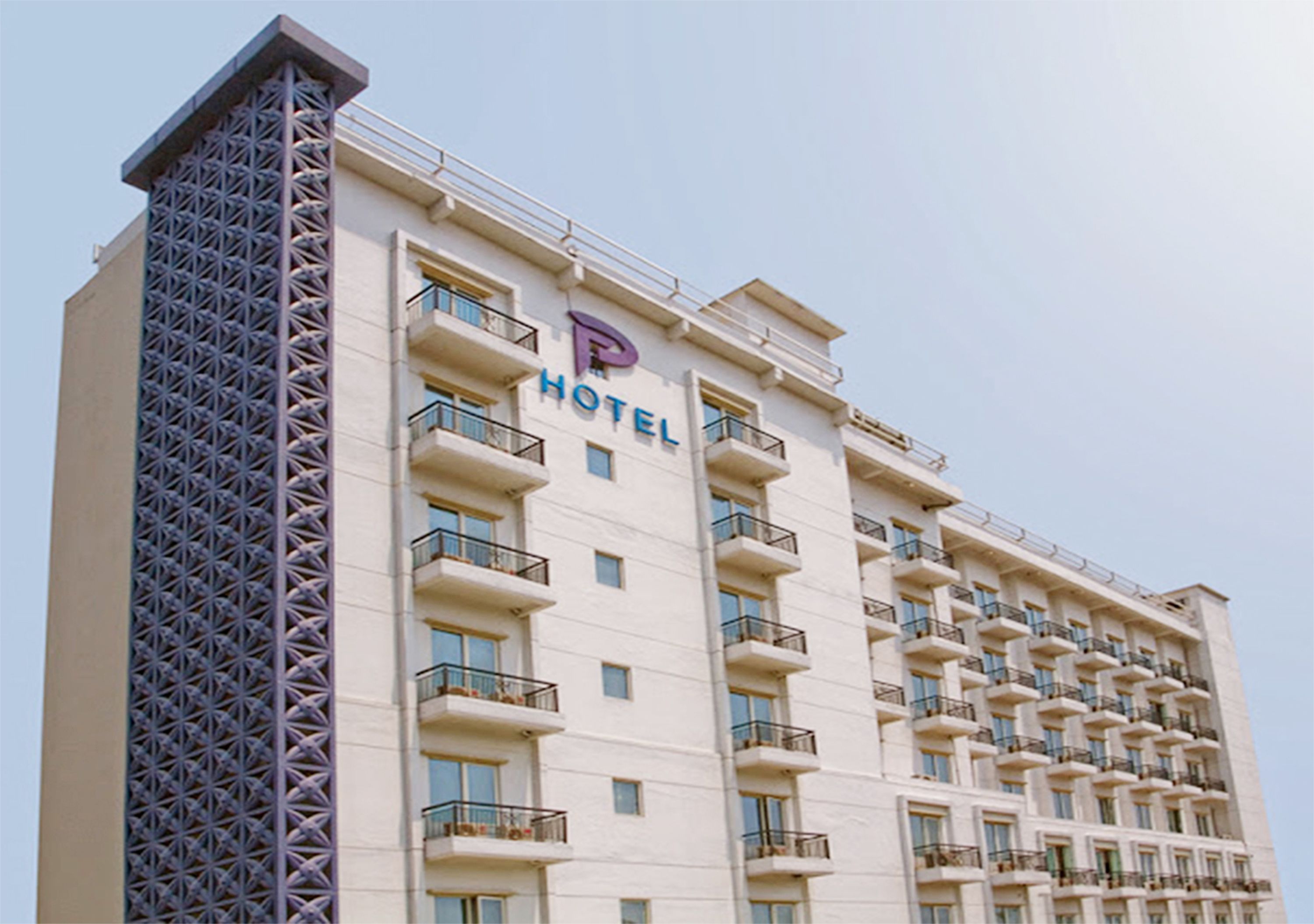 Mặt tiền nơi lưu trú