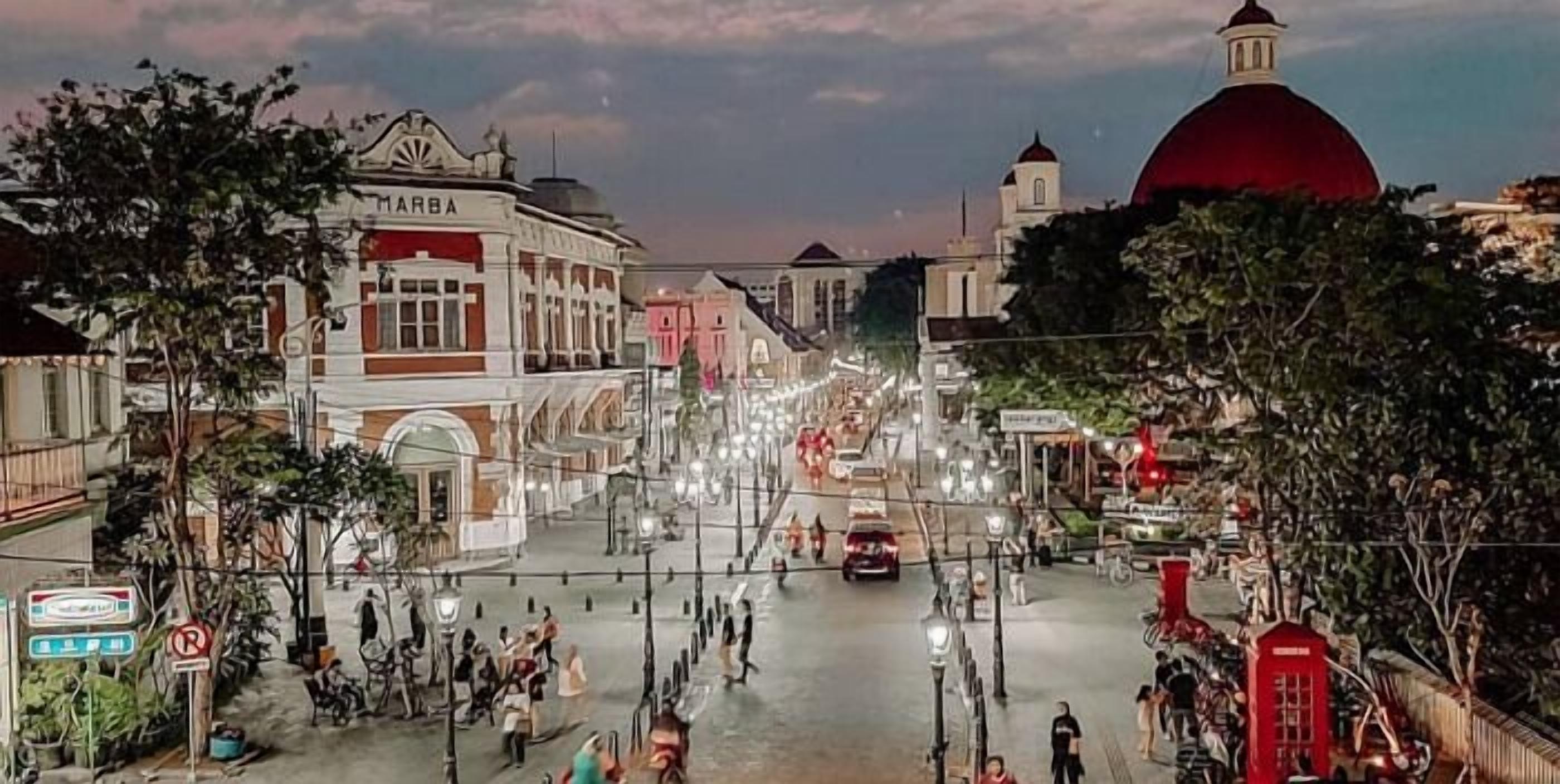 A street scene with a building labeled "MARBA" and a red dome structure.