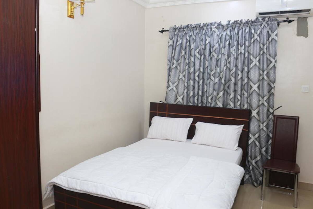 Royal Room, Non Smoking (Royal Single 1)