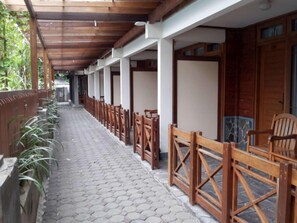 Property grounds - Pantai Indah Resort Hotel Barat (Pangandaran)